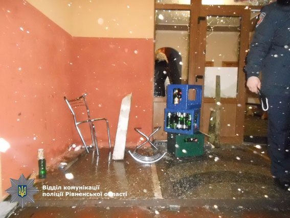 Газ, ножі та пістолети: волинський «дебош» на Рівненщині