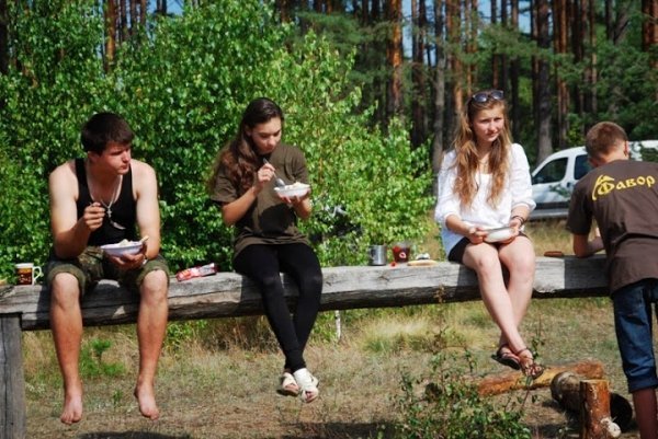 Як православних Волині вчили стрільбі, карате та протистояти сектам. ФОТО