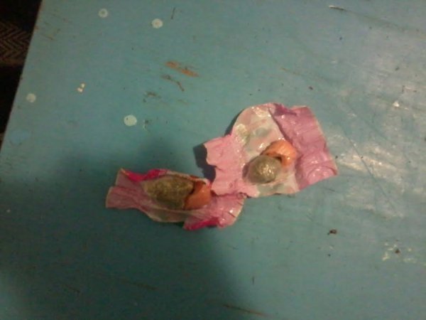 На Волині у колонії знайшли наркотичні цукерки.ФОТО