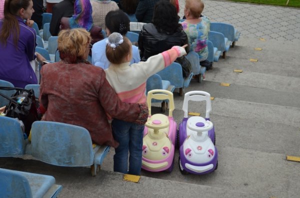 Естрадні зірки виступали в Луцьку заради дітей-сиріт. ФОТО 