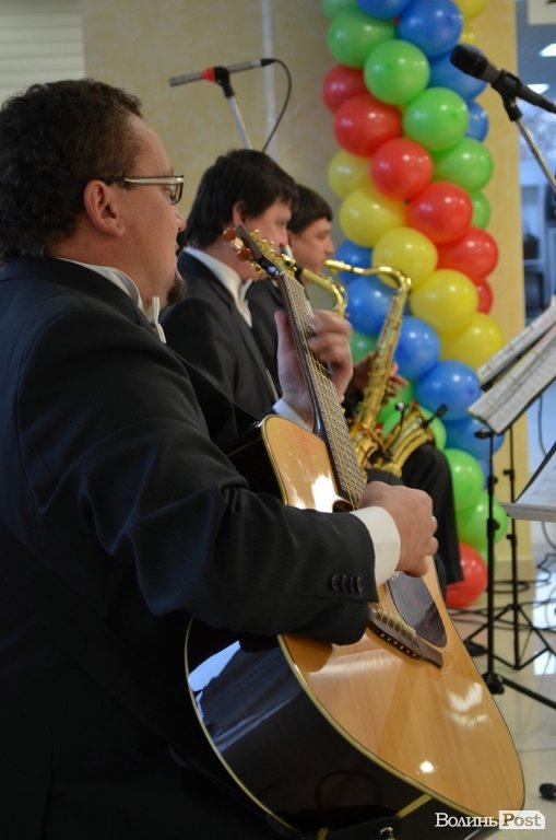 Відкрили луцький ЦУМ. ФОТО 