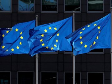ЄС офіційно ввів санкції проти Росії за визнання «ЛДНР»