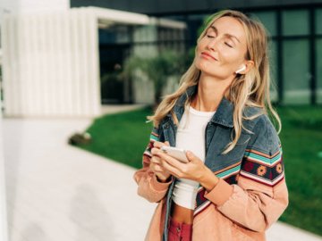 Як підтримувати чистоту та гігієну своїх AirPods*