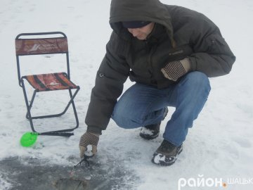 На Шацьких озерах триває риболовний сезон. ФОТО