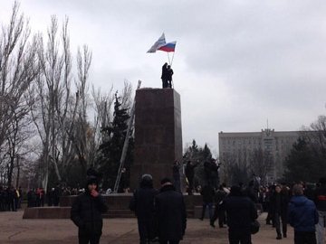 У Донецьку і Миколаєві - мітинги за приєднання до Росії
