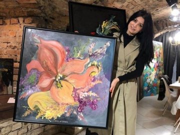 Луцька художниця продає свою картину, щоб допомогти хворій дівчині 