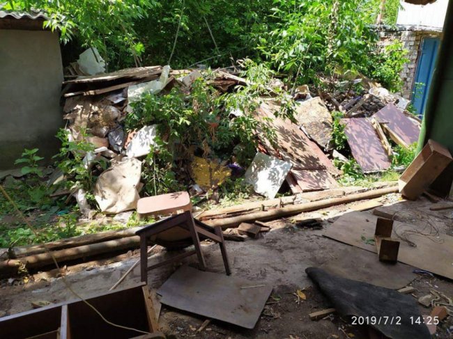 У Луцьку муніципали «зачистили» вулицю від сараїв. ФОТО