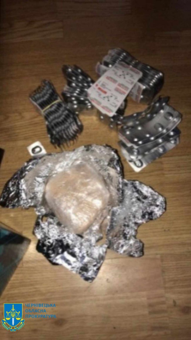 У банди, створеної волинським в’язнем, вилучили 1,5 мільйона