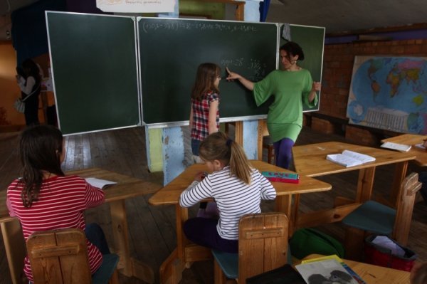 У Києві відкрили альтернативну школу, де не ставлять оцінок. ФОТО