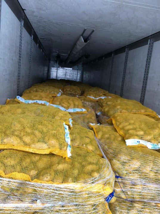 На «Ягодині» вилучили фуру з картоплею, яку везли з Польщі