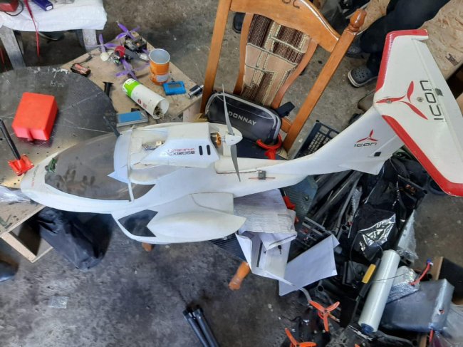 Виявили безпілотники, якими доставляли контрабандні товари через кордон. ФОТО