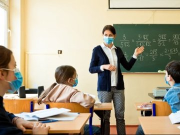 Повідомили, як на Ківерцівщині працюватимуть школи під час локдауну