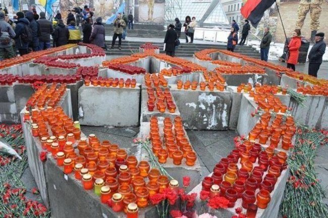 У Києві вшановують загиблих під час розстрілів на Майдані