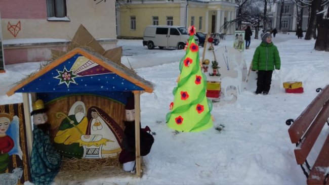 У центрі Володимира з'явилися різдвяні інсталяції. ФОТО