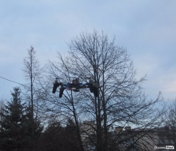 Студенти луцького училища власноруч змайстрували квадрокоптер для бійців АТО. ФОТО. ВІДЕО 