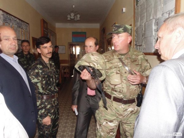 Кевларові каски, які потрібні військовим в зоні АТО