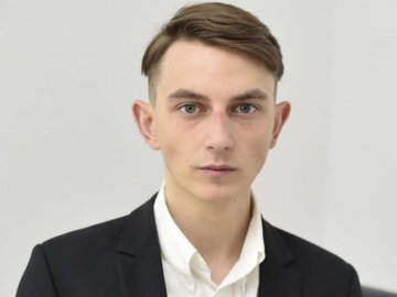 Тіло хлопця – паралізоване: важкохворий волинянин потребує термінової допомоги. ОНОВЛЕНО