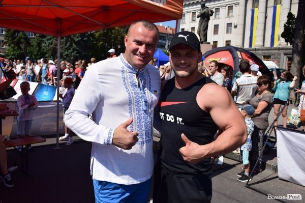 22 богатирі вражали лучан надзвичайною силою та міццю. ФОТО