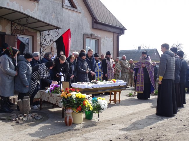 На Волині попрощалися з Героєм Віктором Трубою