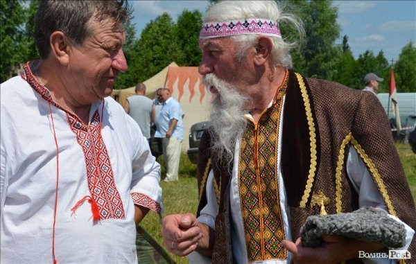 Політика, молитва і шашлик: під Берестечком вшановували річницю битви. ФОТО