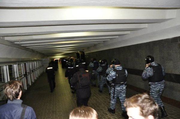 Як Кличко, Тягнибок і Яценюк мітингували на Євромайдані. ФОТО