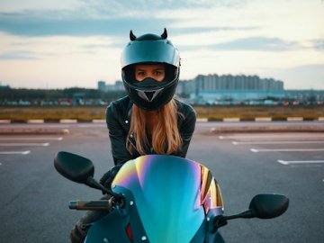 Догляд і обслуговування шоломів: як зберегти їхню якість та тривалість | говорить Мотозілла*