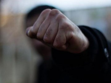 У курортному місті кавказець серед ночі побив волинянина