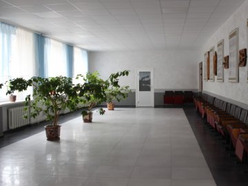 У Луцькій музичній школі №2 відремонтували перший поверх. ФОТО