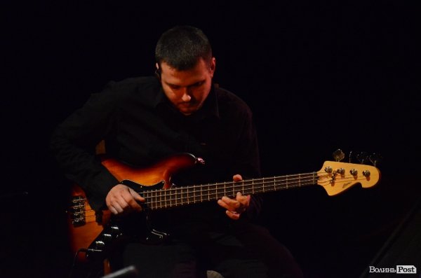 Польський джазовий гурт заспівав у Луцьку колядки.ФОТО