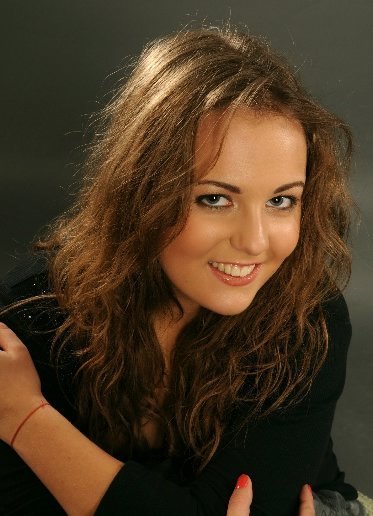 Лучанок запрошують на курси краси*