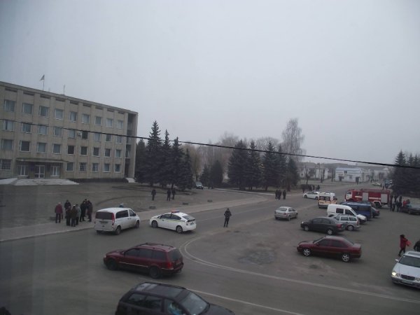 Повідомили про замінування Любомльської РДА. ФОТО. ОНОВЛЕНО