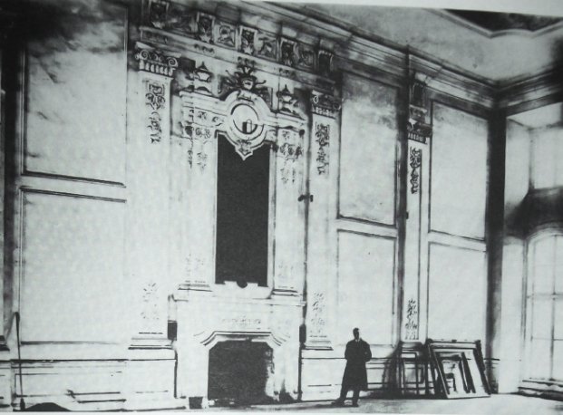 Олицька резиденція на унікальних ретрофото