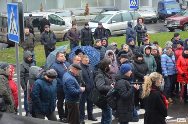 У Луцьку підприємці вийшли на акцію протесту.ФОТО