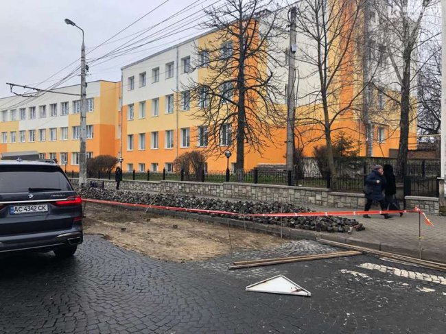 У Луцьку почали ремонтувати частину вулиці Богдана Хмельницького 