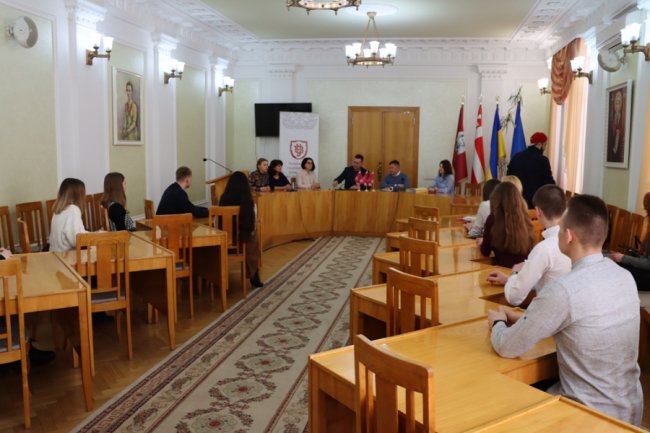 Навчання та робота: ВНУ та «Інвестор» підписали договір про дуальну освіту. ФОТО