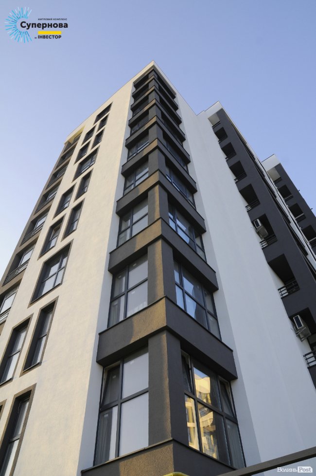 Звіт з будівництва ЖК «Супернова»: у четвертому будинку встановлюють вікна*