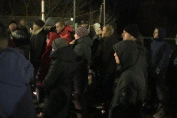 Прикордонники із автоматами, дорогу заблоковано: на «Устилузі» транспортний колапс через закони про «євробляхи»