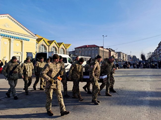 Волиняни провели в останню путь десантника Віталія Гараня