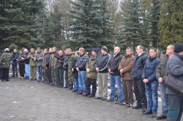 На Волині мобілізованих бійців проводжали на навчання. ФОТО