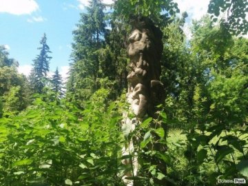 За півроку навіть туалет не побілили, - активіст про центральний парк Луцька