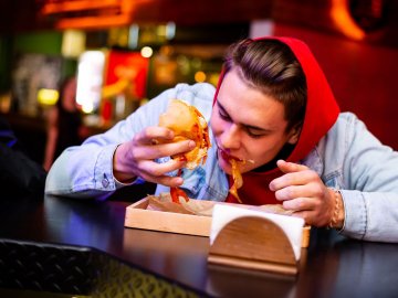 У «Промені» організовують вечірки в американському стилі*