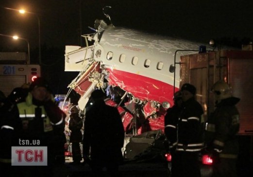 Нові фото і відео авіакатастрофи у Росії