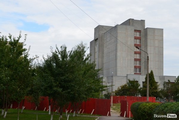 Що будують на вулиці Ветеранів у Луцьку? ФОТО