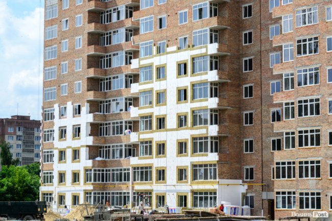 Фотозвіт із будівництва найяскравішого житлового комплексу Луцька* 