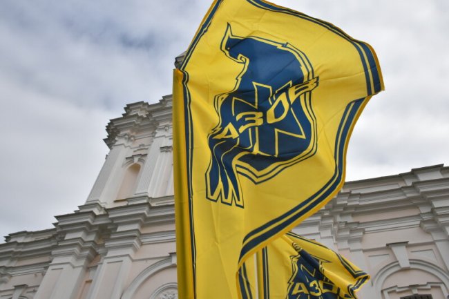 У Луцьку віддали останню шану Героєві Максиму Устимчуку