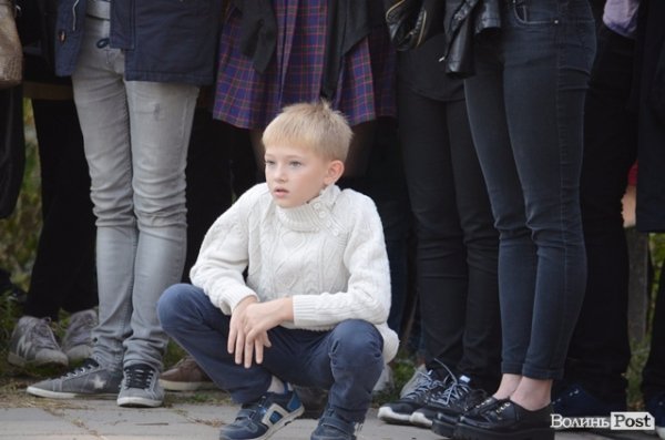 Відкриття театрального фестивалю «Мандрівний вішак - 2016» у Луцьку. ФОТО