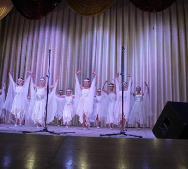 На благодійному концерті для хворої волинянки зібрали 23 тисячі гривень