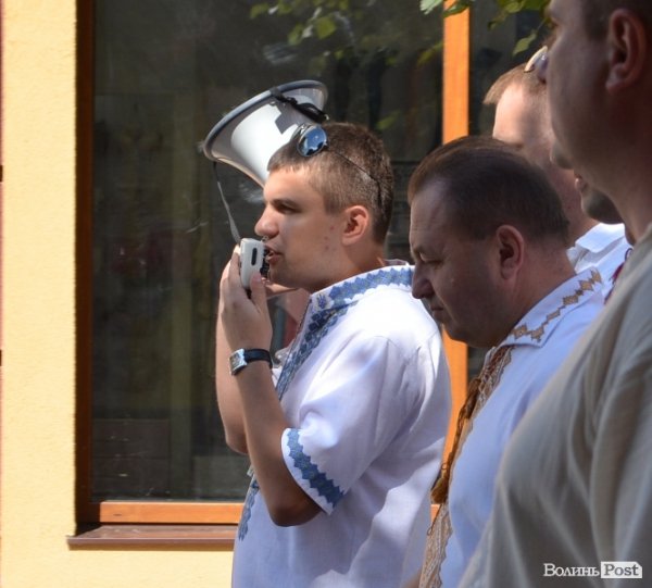 Опозиція на марші: у Луцьку влаштували протестну ходу. ФОТО 