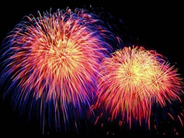 У Луцьку попри траур - салюти