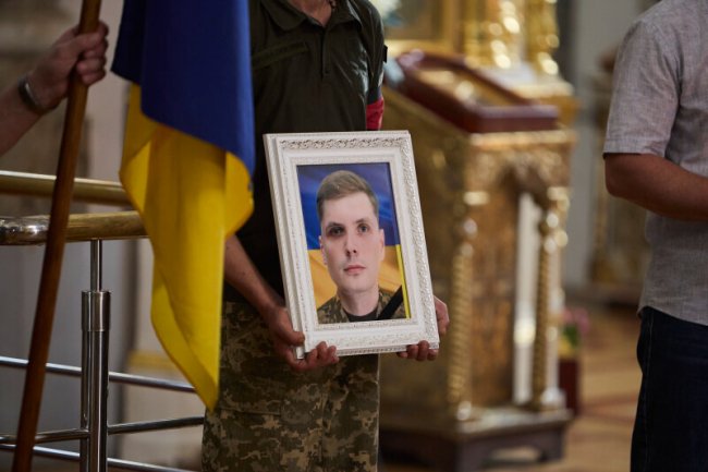 У Луцьку попрощалися з двома воїнами Дмитром Лавренчуком та Олександром Горбачем